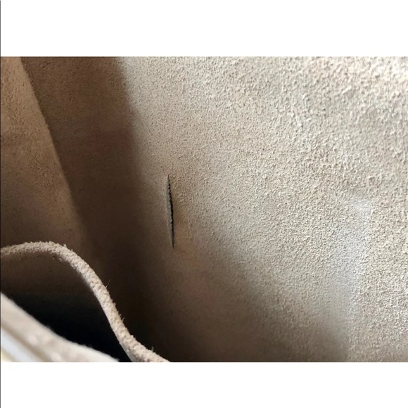 Authentic Celine Medium Box Bag in Beige - Picture 7 of 8